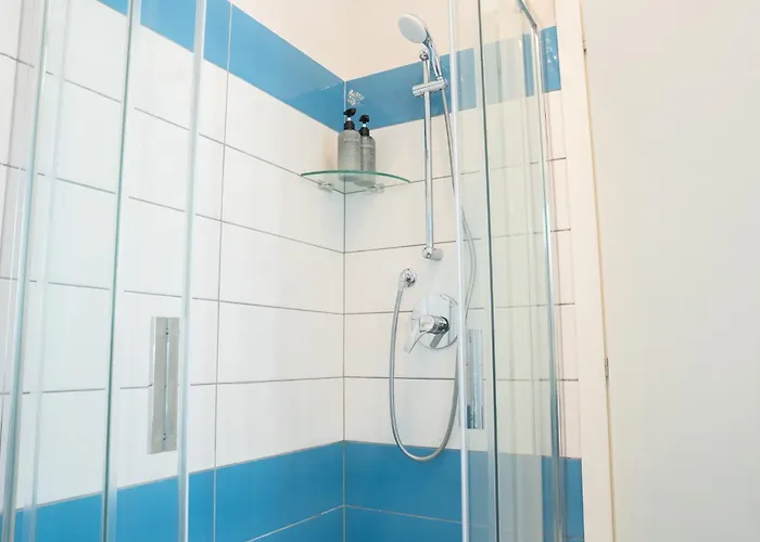 דירה Vatican 4 Bedroom With Private Parking