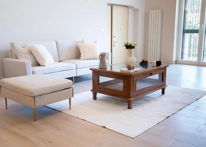 Vatican 4 Bedroom With Private Parking *