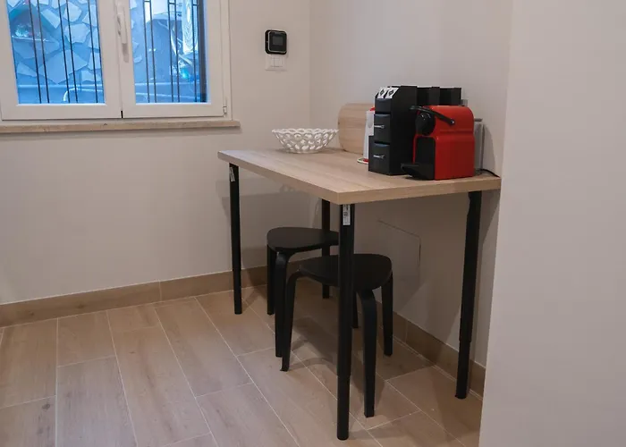 Vatican 4 Bedroom With Private Parking דירה רומא