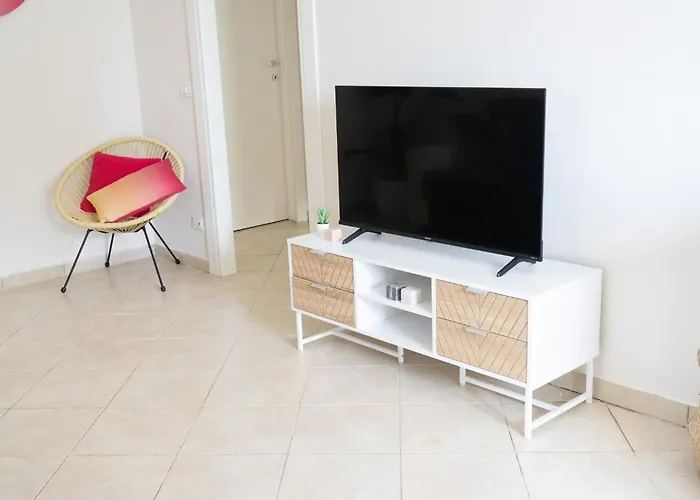 Vatican 4 Bedroom With Private Parking רומא